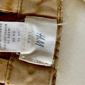 Skinny khaki pants from H&M in size 32